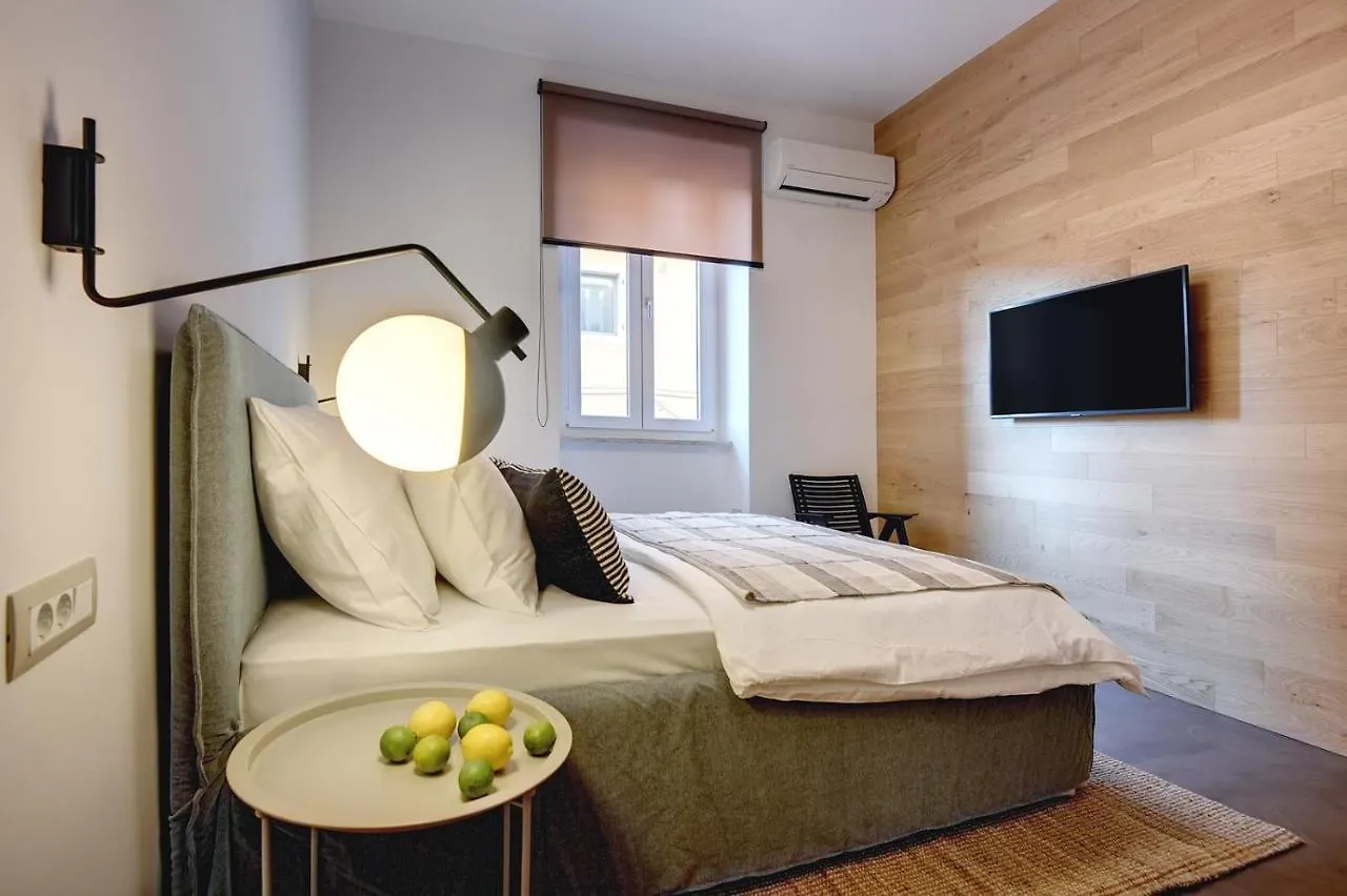 Cave Design Apartment Pula