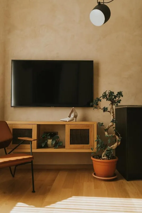 Cave Design Apartment Pula